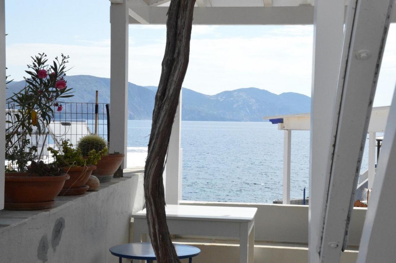 Thalassophile Eco House Villa Plaka  Bagian luar foto